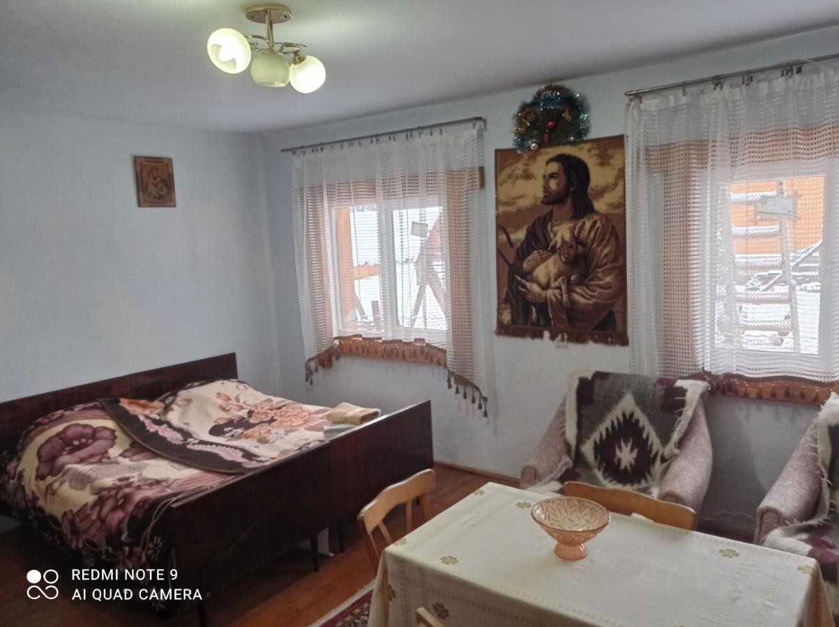 Садиба Брусний Mykulychyn Ngoại thất bức ảnh
