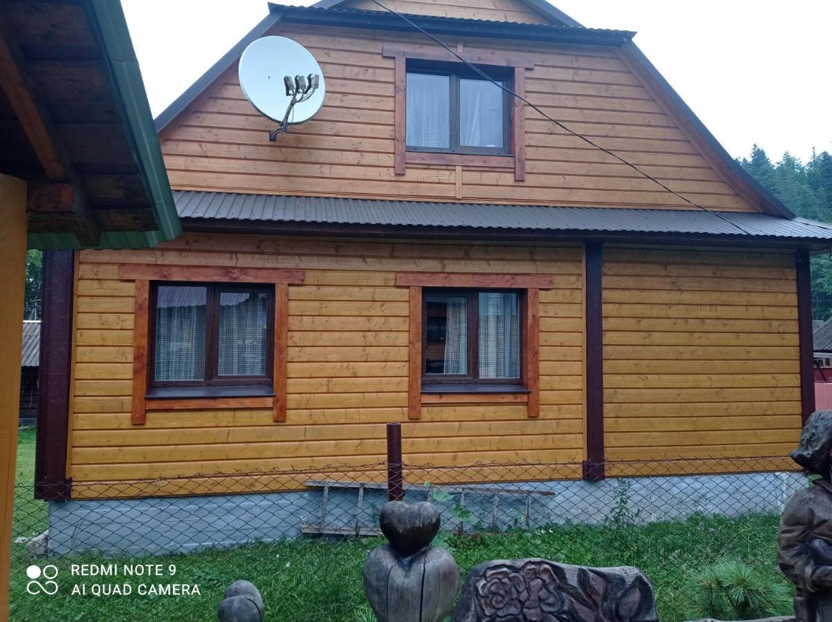 Садиба Брусний Mykulychyn Ngoại thất bức ảnh